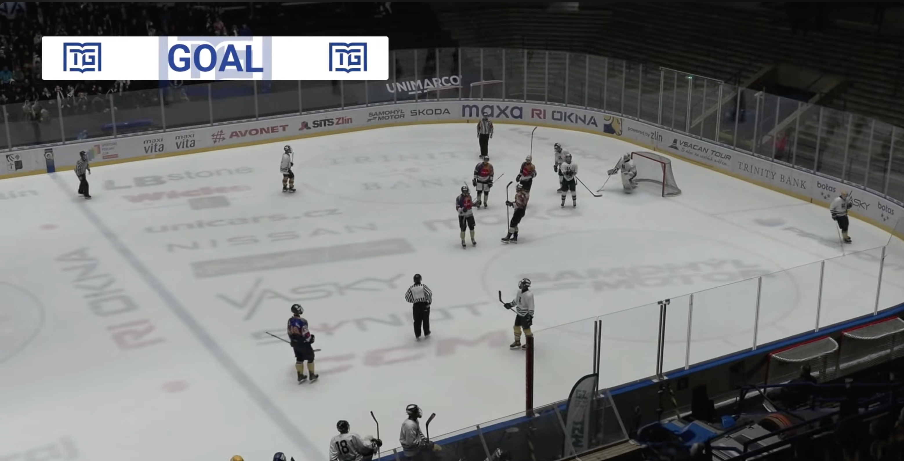 Professional goal animation during Czech high school hockey broadcast